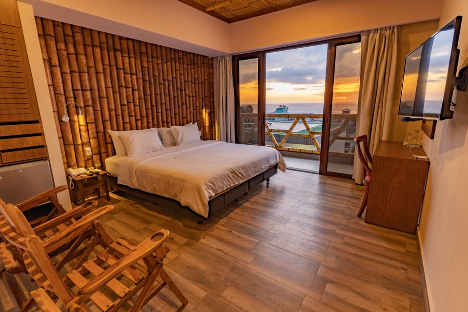 King Room | Premium bedding, down comforters, minibar, desk