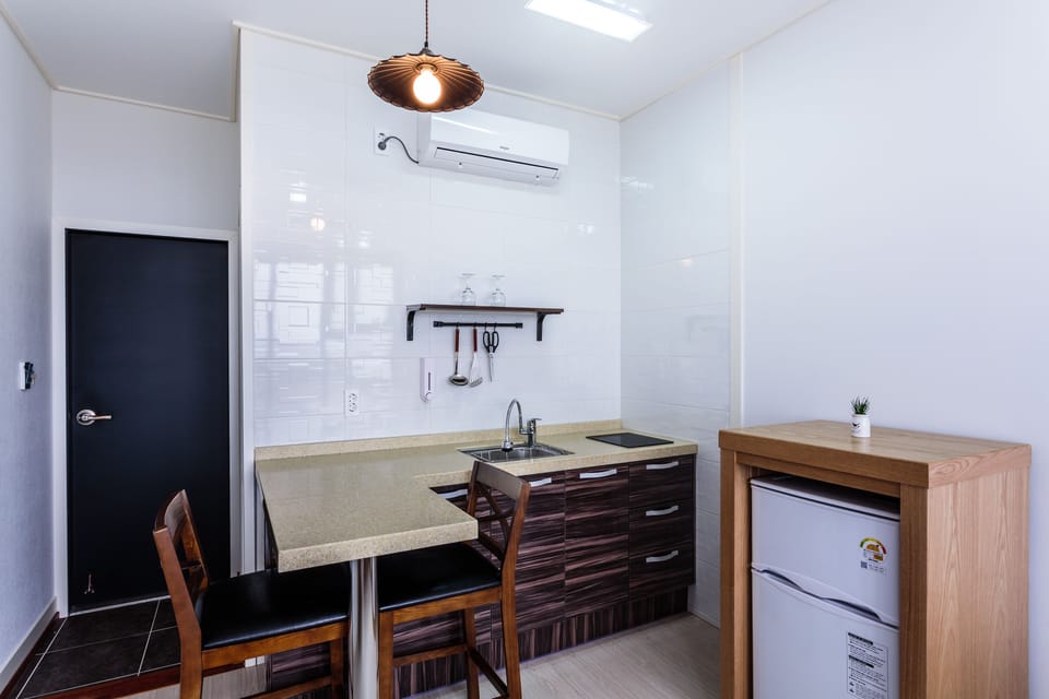 Private kitchenette