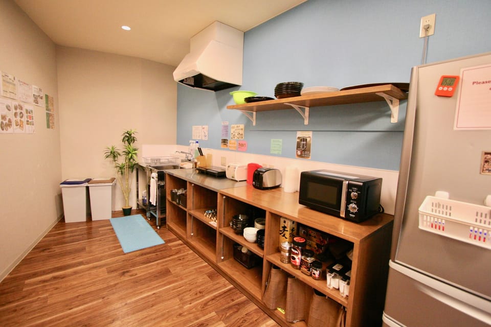 Fridge, microwave, stovetop, rice cooker