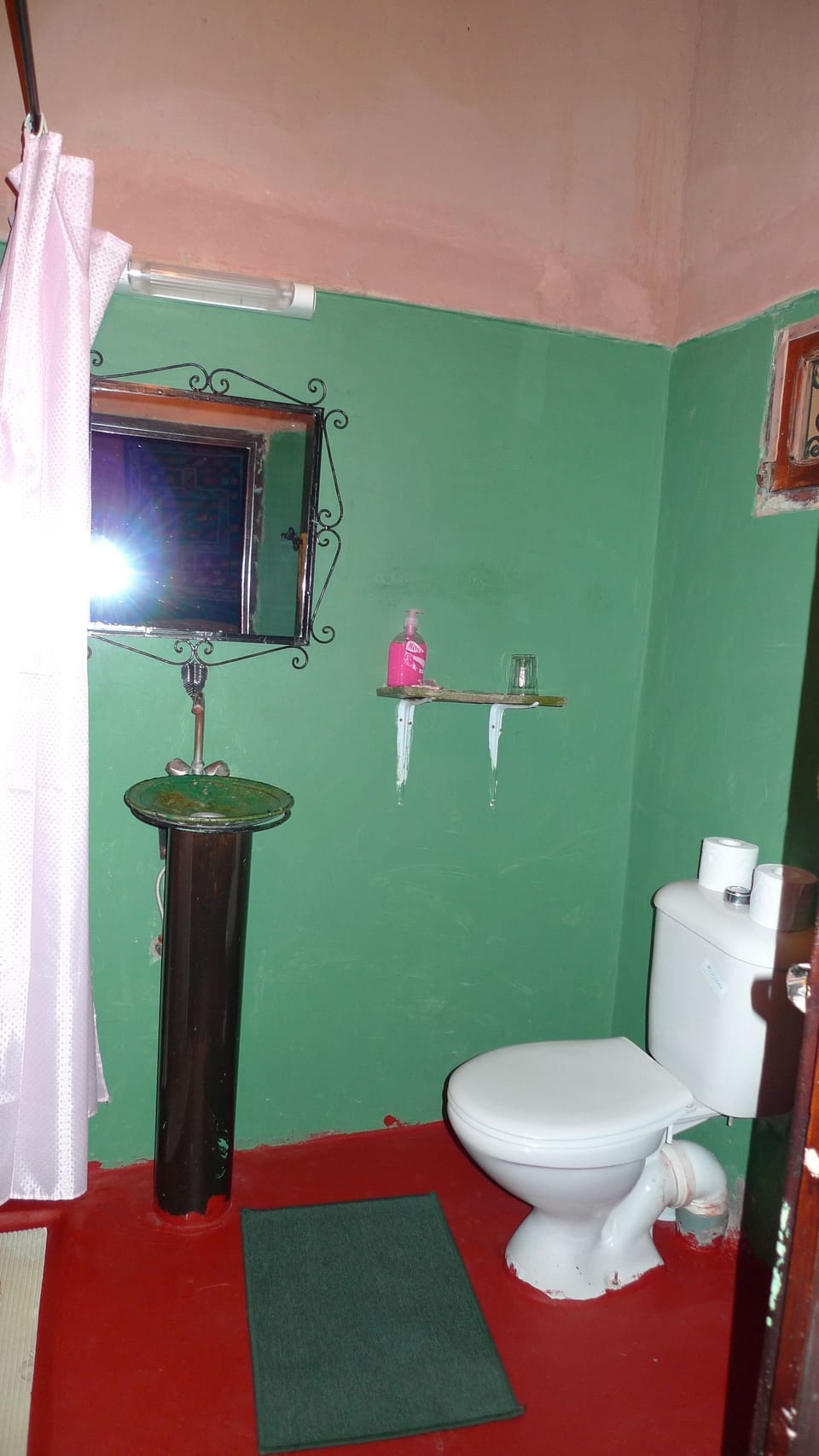 Standard Double Room, Mountain View | Bathroom | Shower, free toiletries, hair dryer, towels