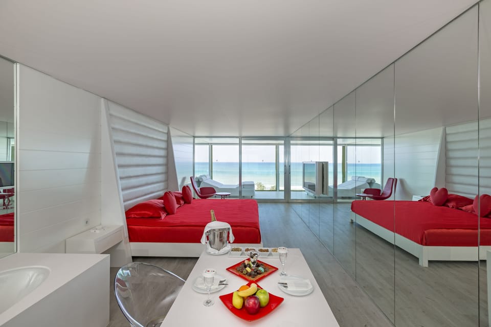 Free minibar items, in-room safe, desk, free WiFi