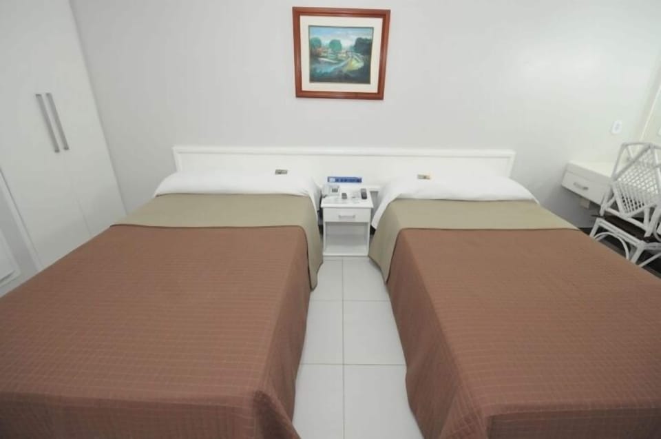 Double Room | Minibar, in-room safe, desk, blackout drapes
