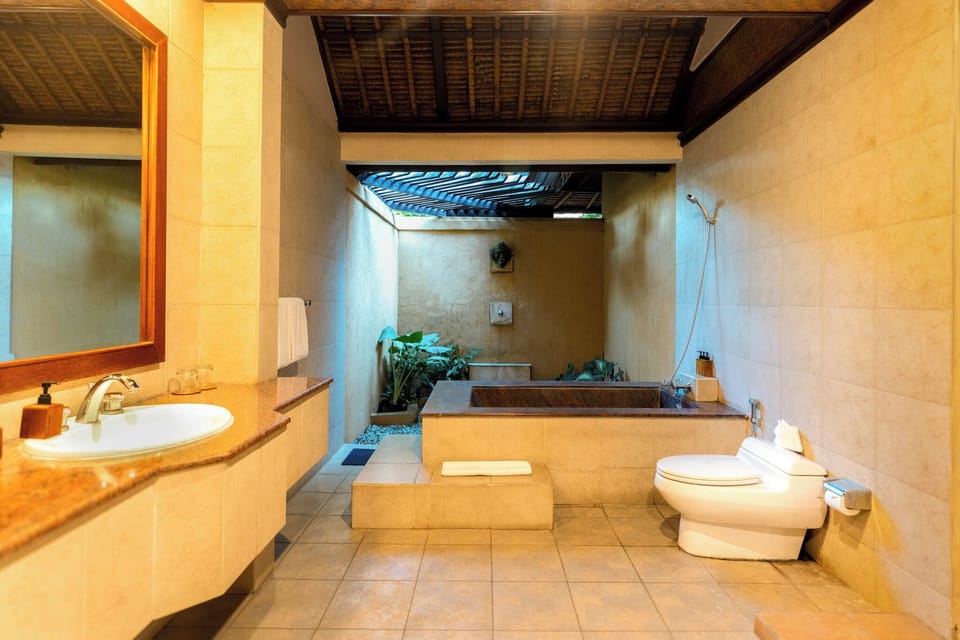 Standard Villa, 2 Bedrooms, Garden Area | Bathroom | Separate tub and shower, deep soaking tub, rainfall showerhead