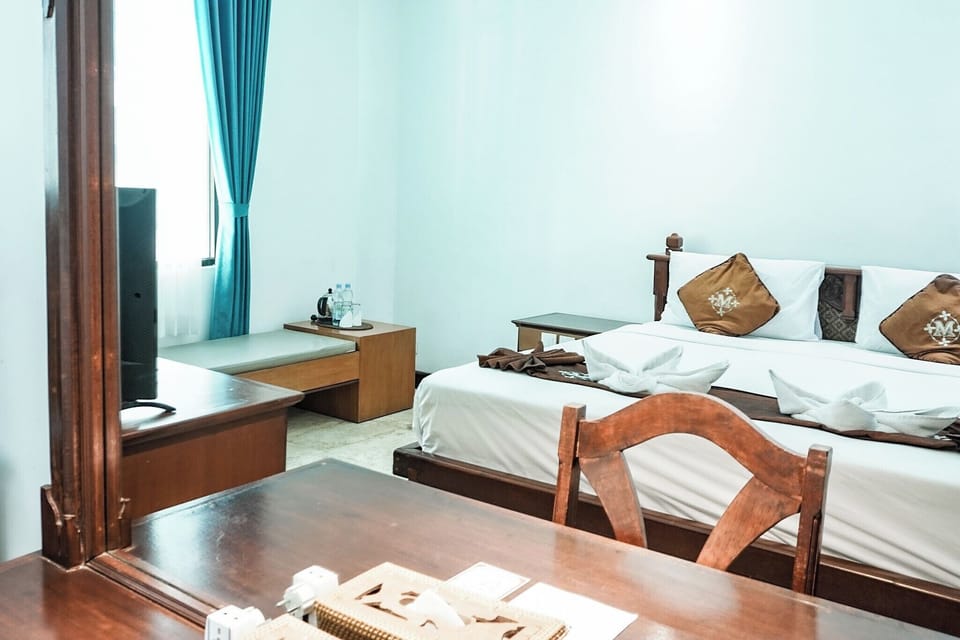 Superior Double or Twin Room | 1 bedroom, desk, soundproofing, iron/ironing board (on request)