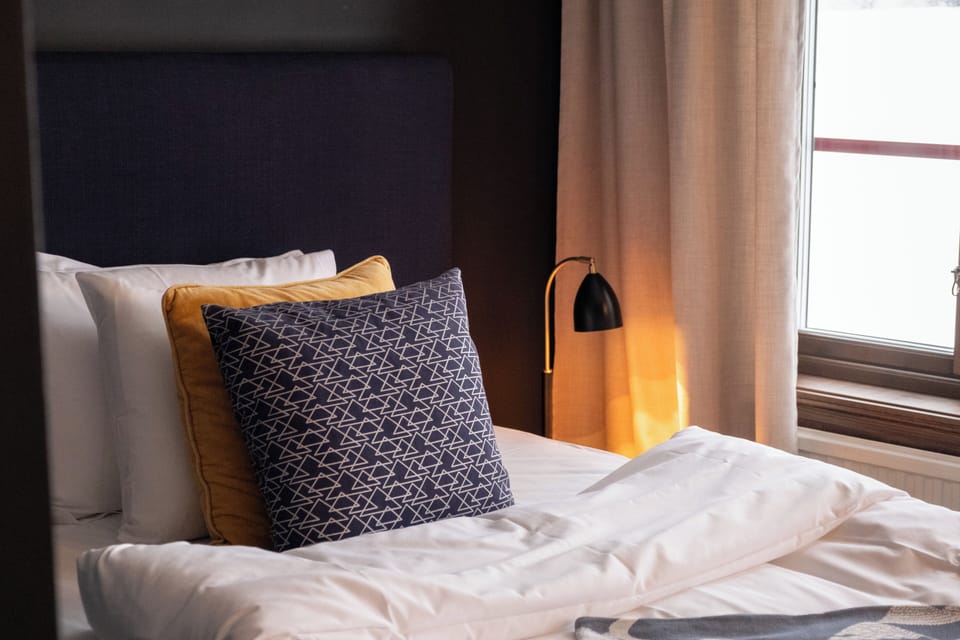 Single Room | Desk, blackout drapes, cribs (surcharge), rollaway beds (surcharge)