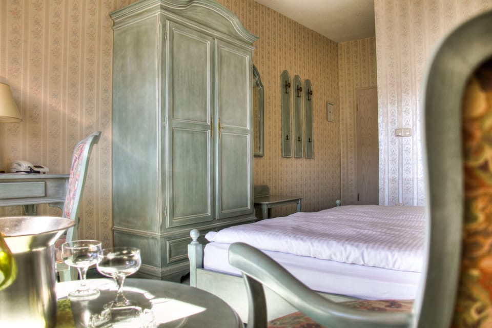 Blackout drapes, soundproofing, iron/ironing board, WiFi