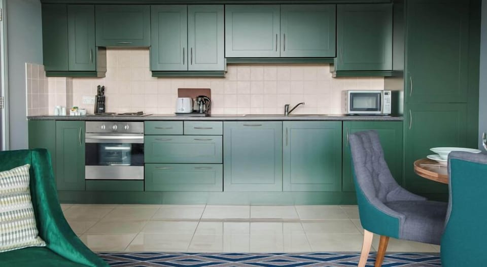 Apartment, 2 Bedrooms | Private kitchen | Coffee/tea maker, electric kettle