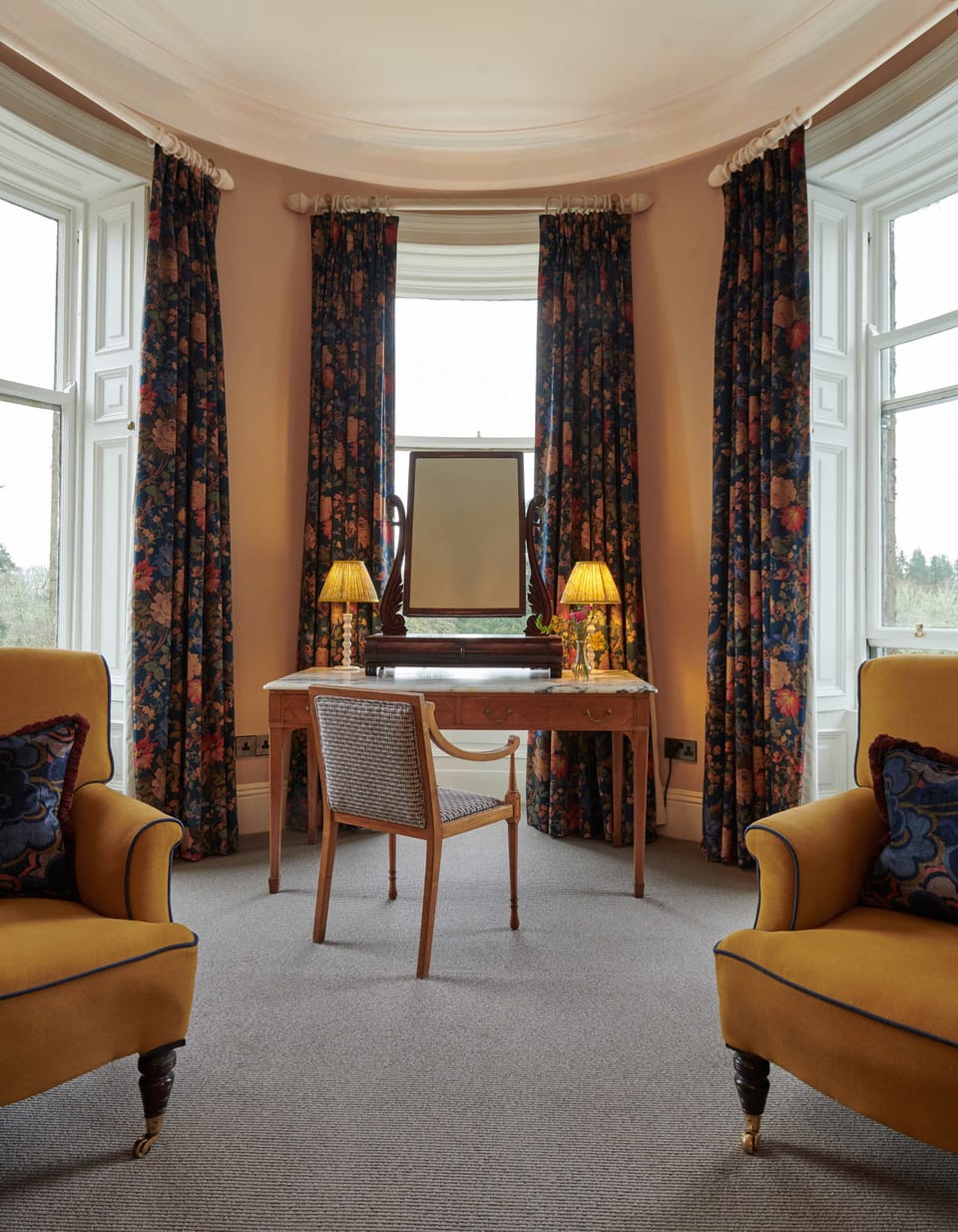 Turret Suite | Egyptian cotton sheets, premium bedding, in-room safe