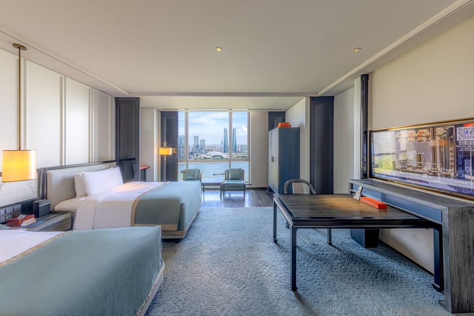 Deluxe River View Twin Room | Free wired internet