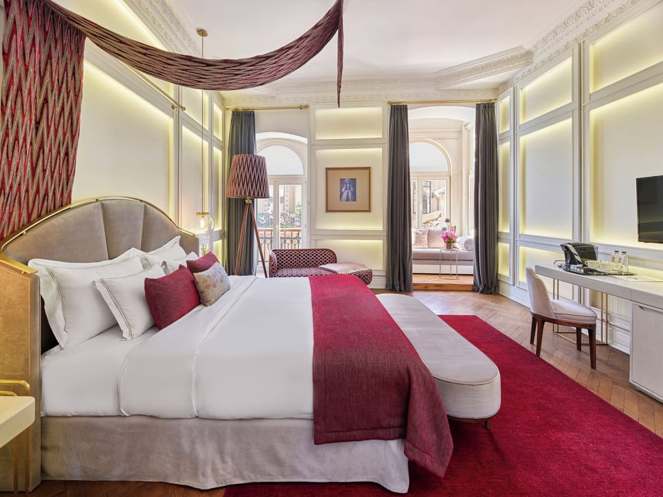 Junior Suite with Istiklal Avenue View | Premium bedding, down comforters, pillowtop beds, minibar