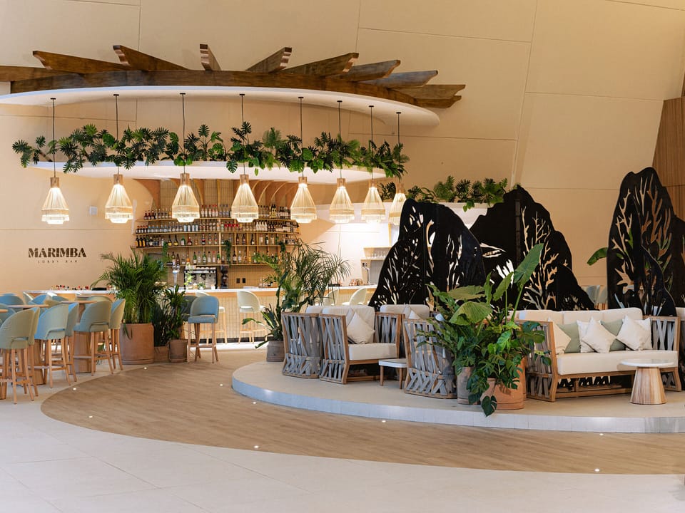 10 bars/lounges, 3 poolside bars, 2 beach bars