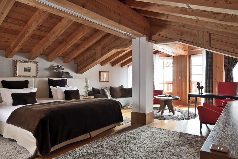 Luxury Duplex | Premium bedding, minibar, in-room safe, desk