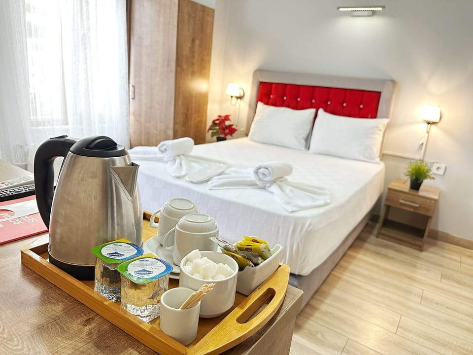 1 bedroom, premium bedding, minibar (free items), in-room safe