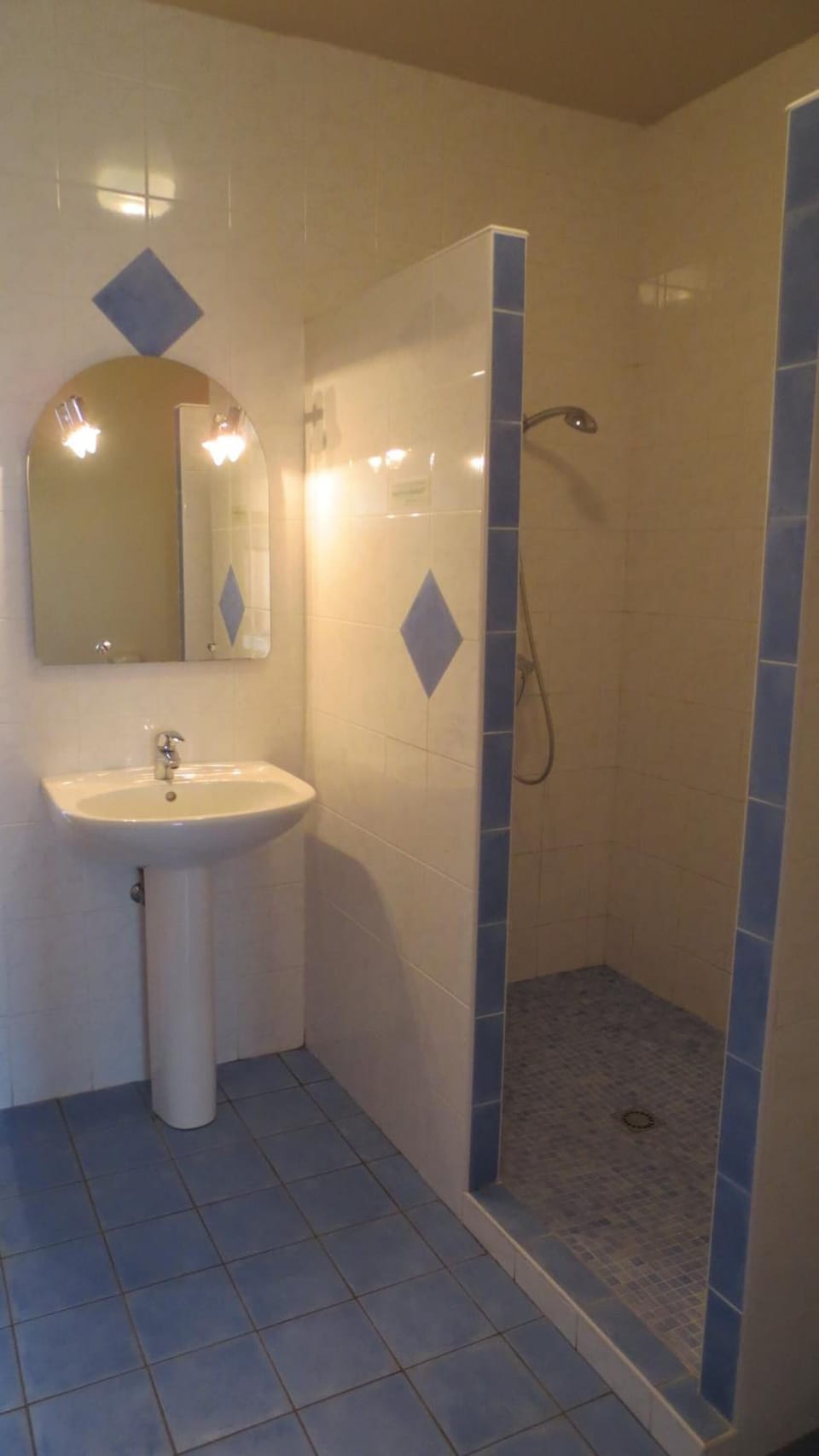 Free toiletries, towels