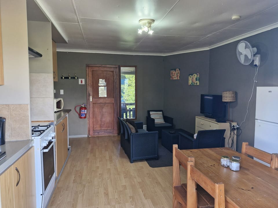 Family Cottage, 2 Bedrooms (Self Catering cottage for 4) | Living area | 32-inch flat-screen TV with cable channels, TV, fireplace