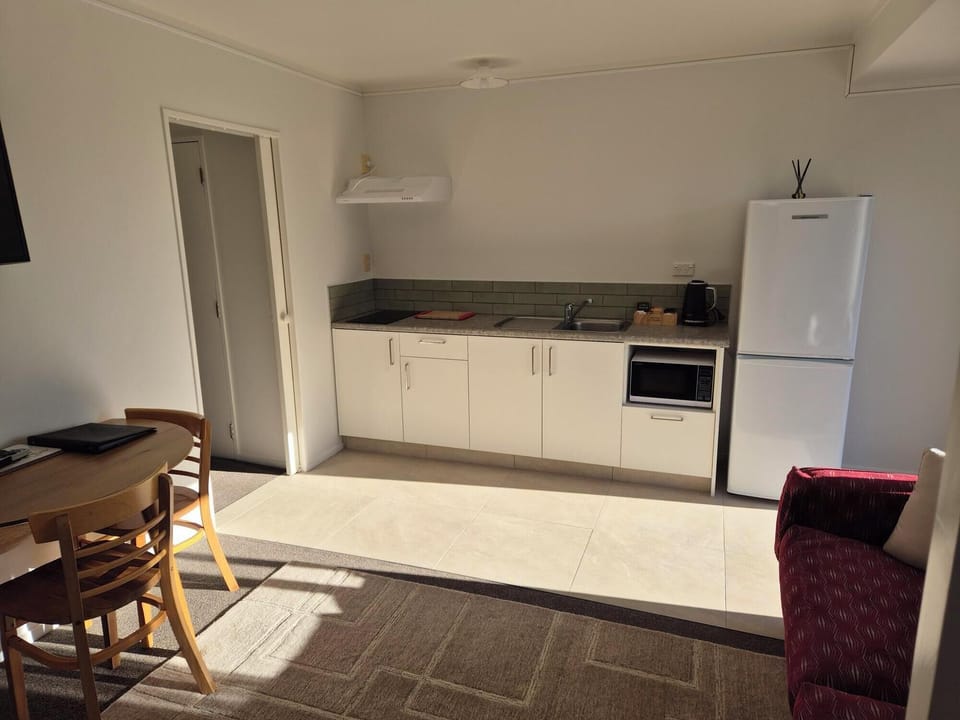 No. 10 - Compact Two Bedroom Ground Floor Apartment | Private kitchen | Fridge, microwave, electric kettle, toaster