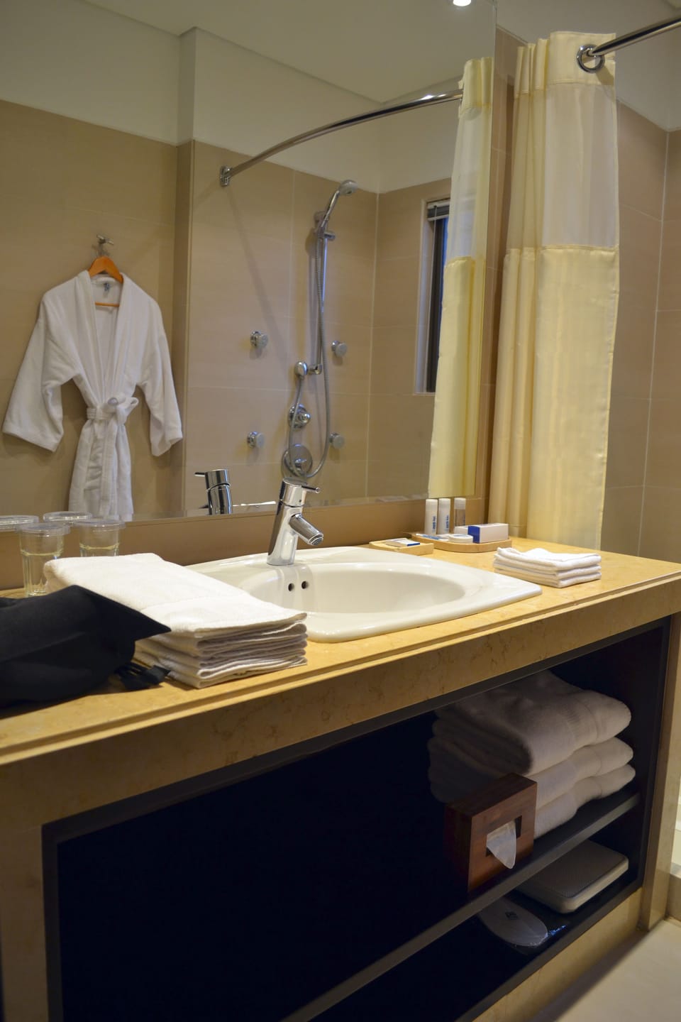 Shower, free toiletries, hair dryer, bathrobes