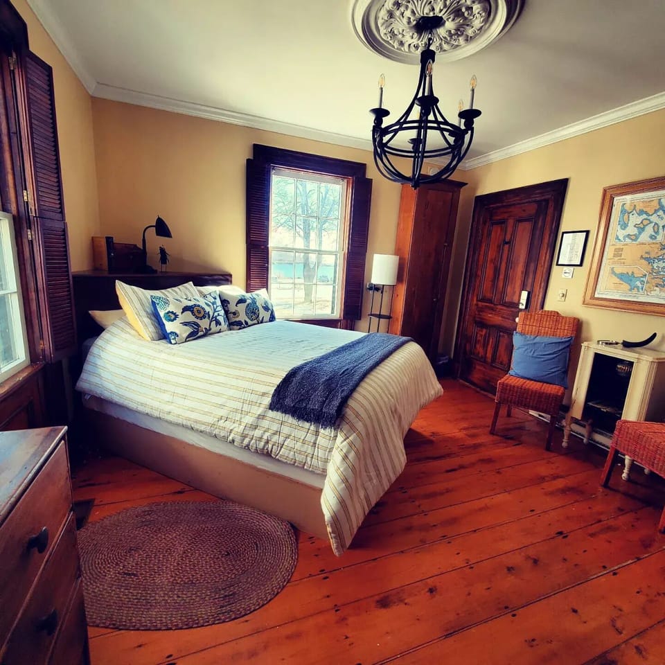Room, 1 Queen Bed, Bay View, Ground Floor (Captain's Quarters) | Premium bedding, individually decorated, individually furnished