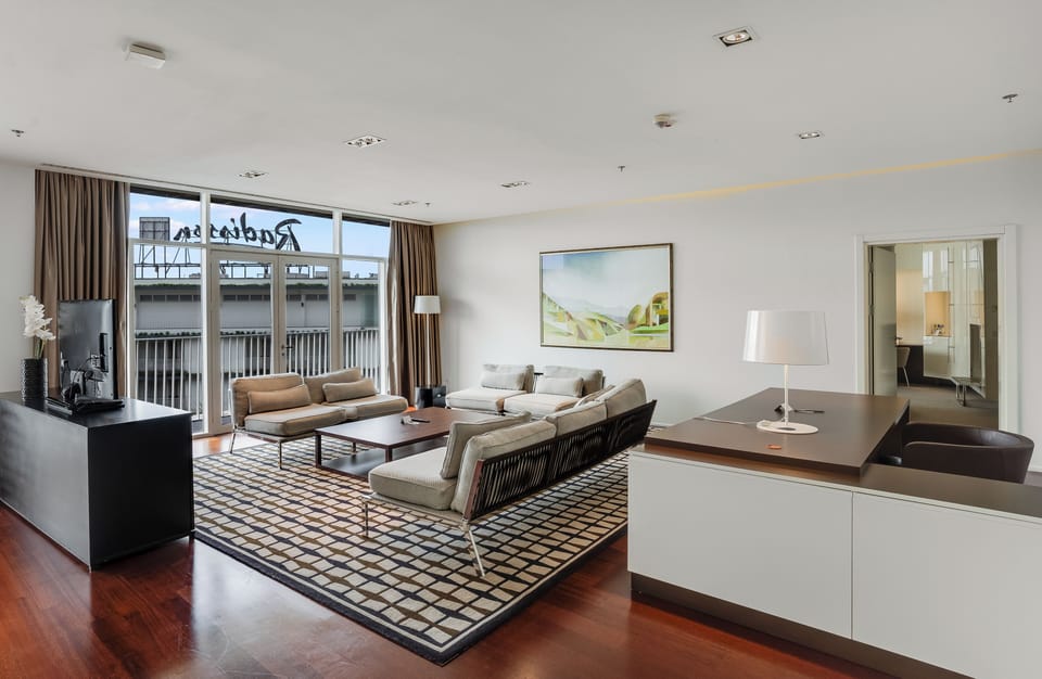Suite, Terrace (Lounge Access) | Premium bedding, minibar, in-room safe, desk