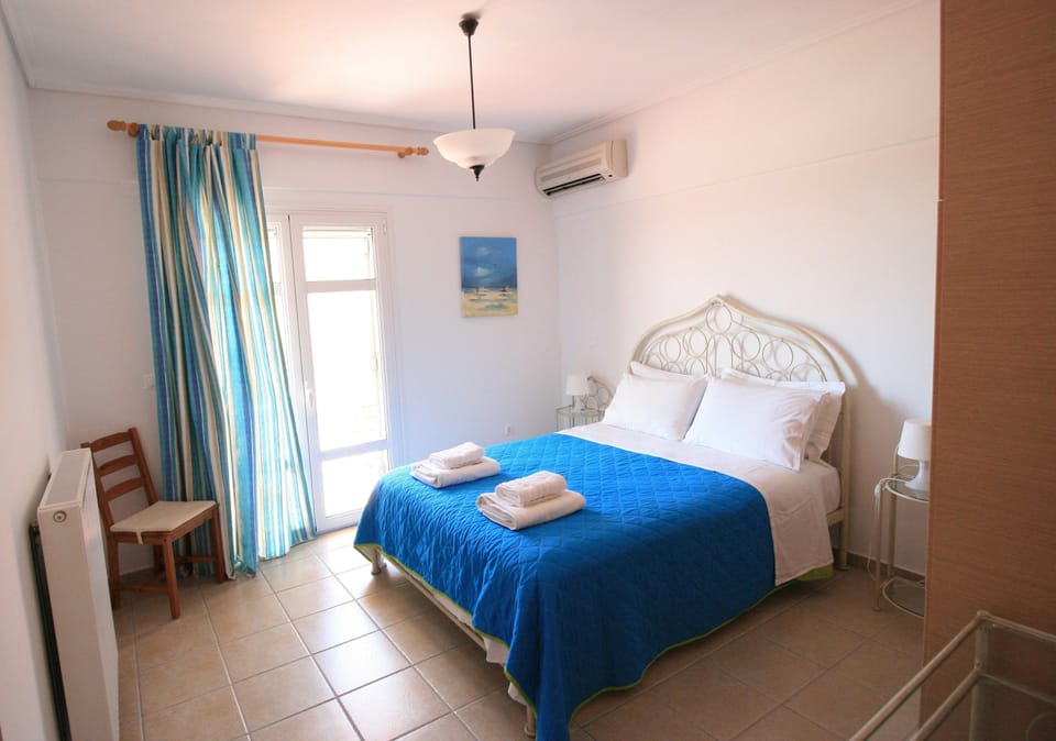 Superior Apartment, 1 Bedroom | Premium bedding, Select Comfort beds, blackout drapes, free WiFi