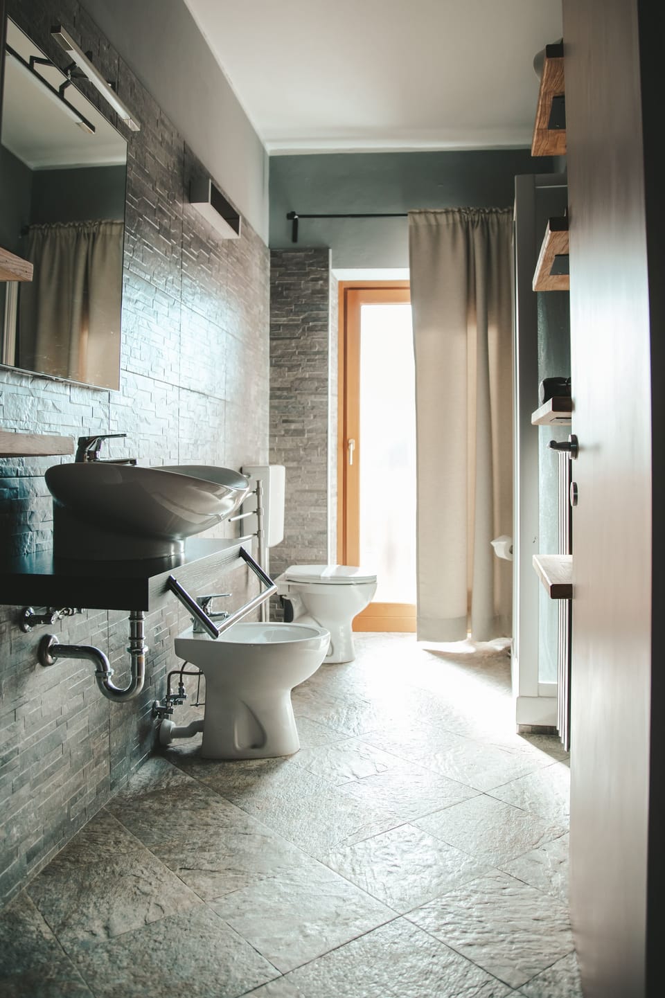 Classic Double Room | In-room safe, desk, soundproofing, rollaway beds