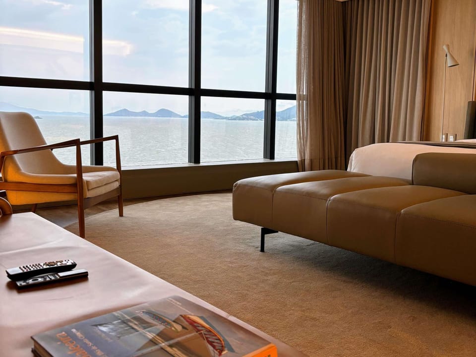 Superior Suite, 1 King Bed | Minibar, in-room safe, desk, blackout drapes
