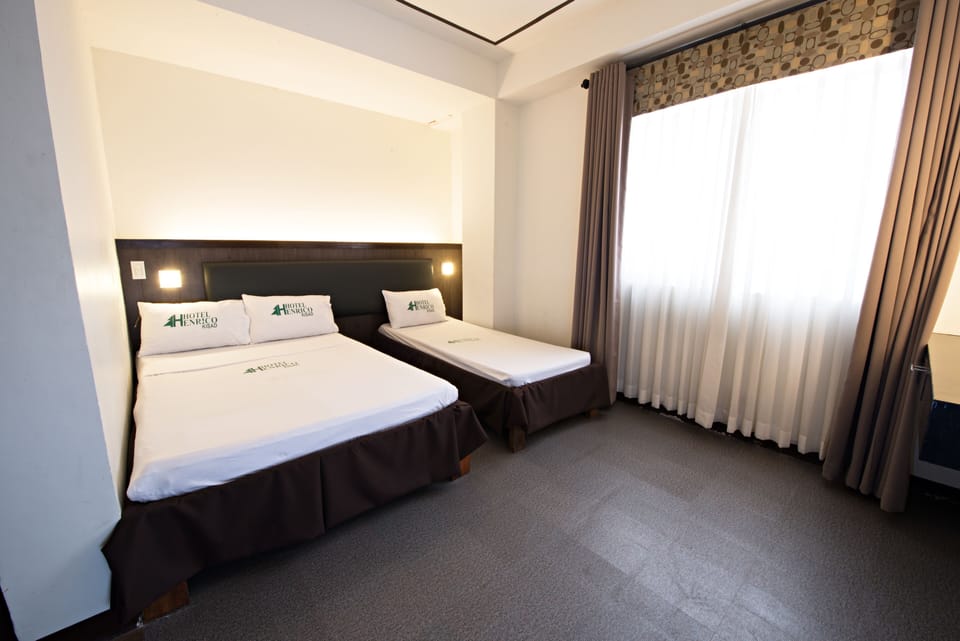 Standard Room (for 3) | WiFi (free)