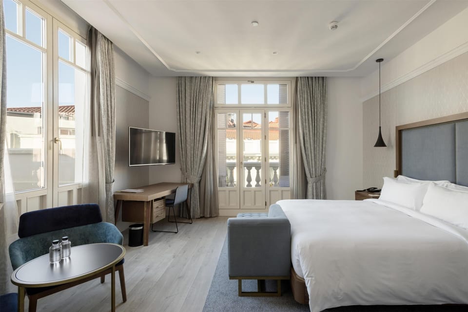 Superior Room, 1 King Bed, Terrace | Living area | LED TV