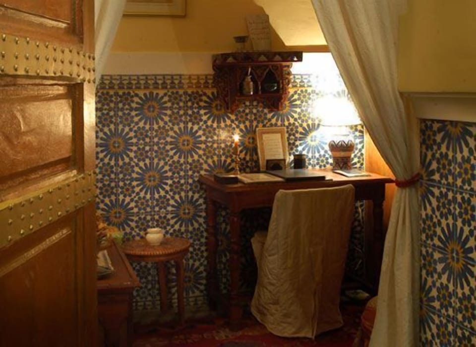 Room amenity