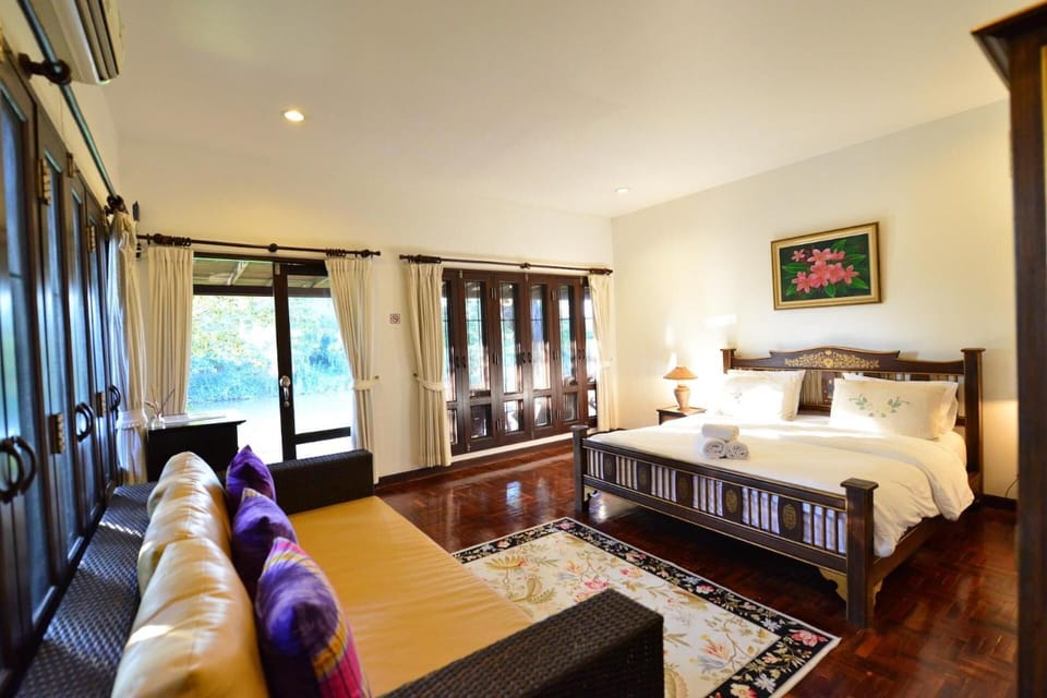 Premium bedding, memory foam beds, individually furnished, free WiFi