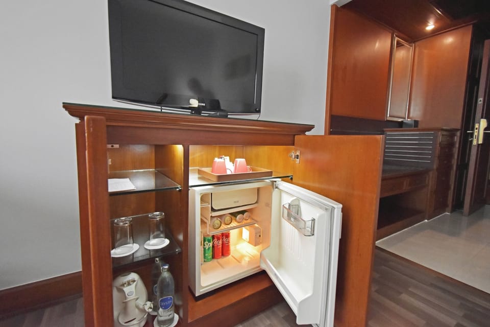 Minibar, in-room safe, desk, blackout drapes