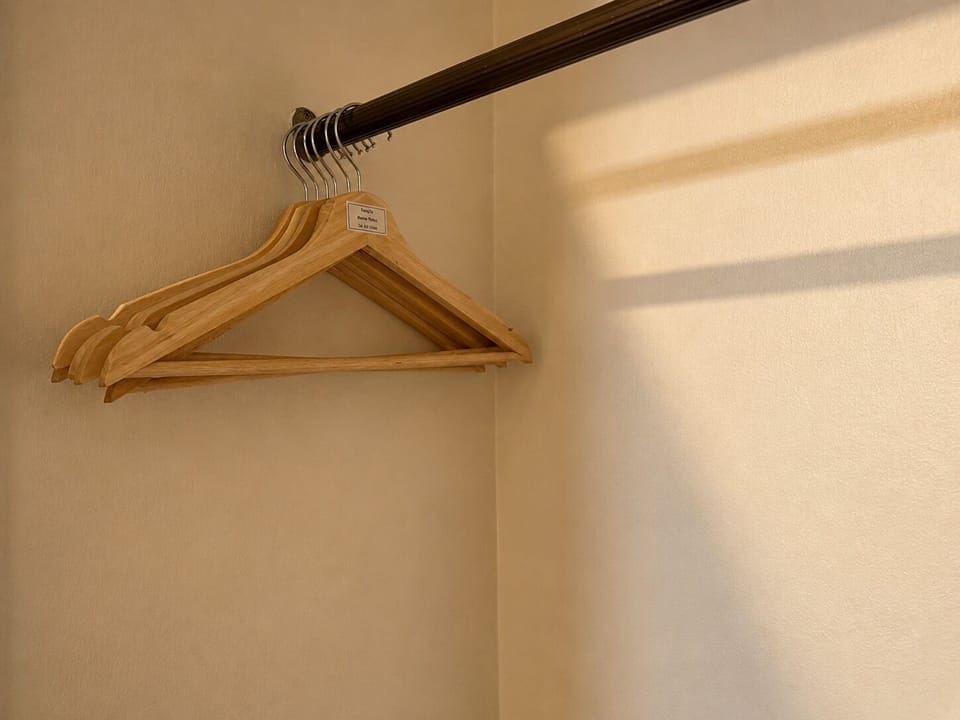 Standard Room, 1 Bedroom | Minibar, in-room safe, desk, free WiFi