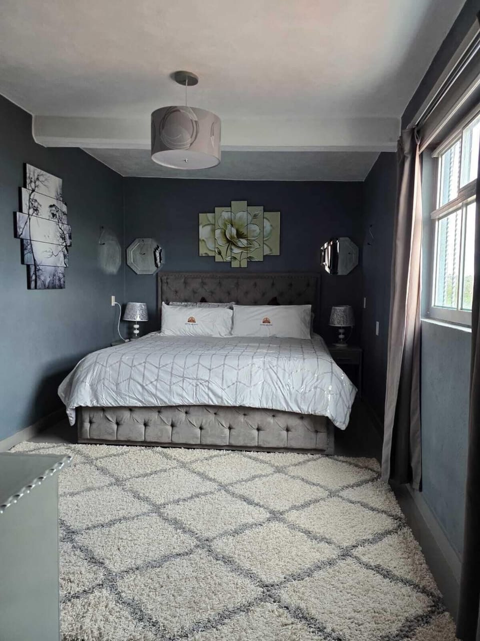 Standard Room, 1 Double Bed | Iron/ironing board, WiFi (free)