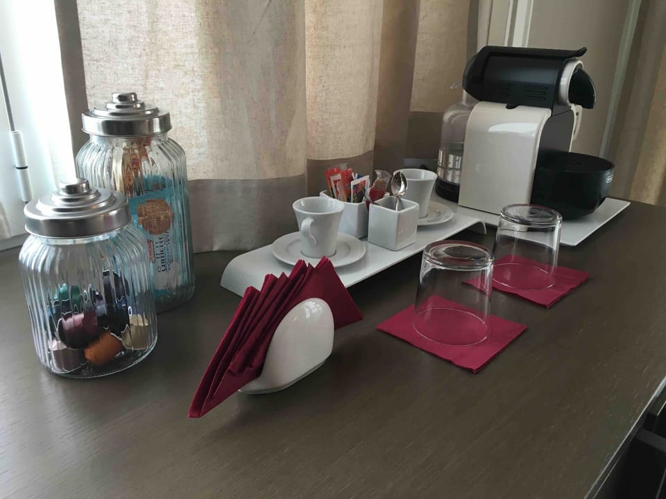Triple Room (Rolex) | Coffee and/or coffee maker