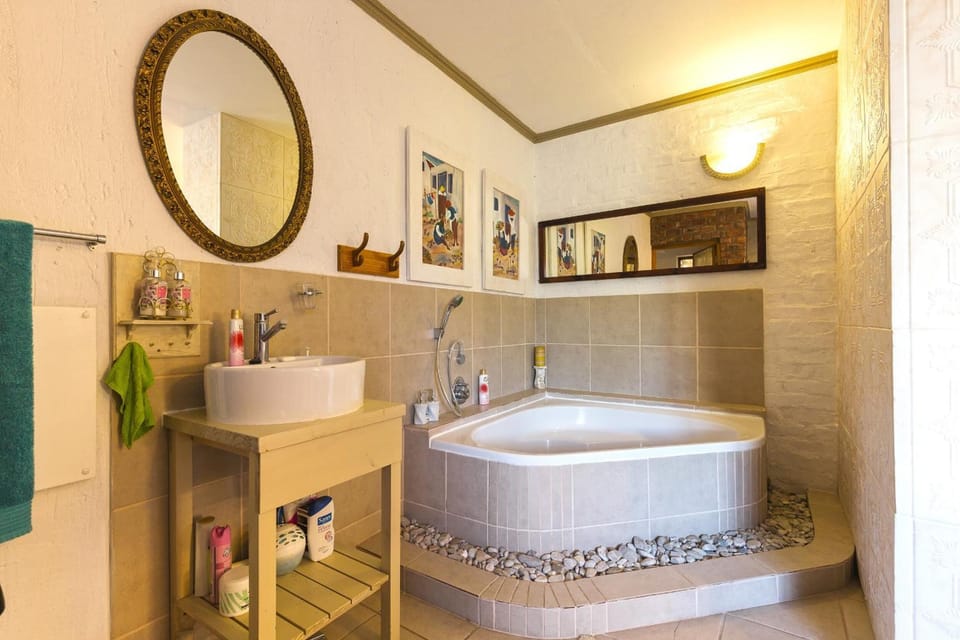Oceanview B&B 85 Oceanview Drive Bed and Breakfast in Western Cape