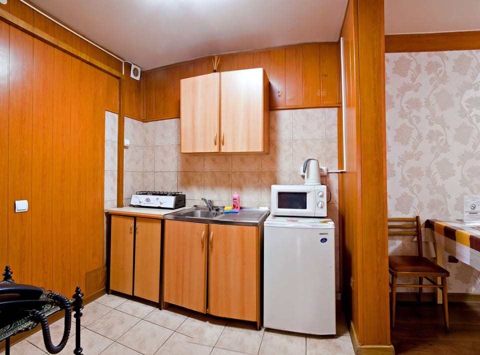 Private kitchenette