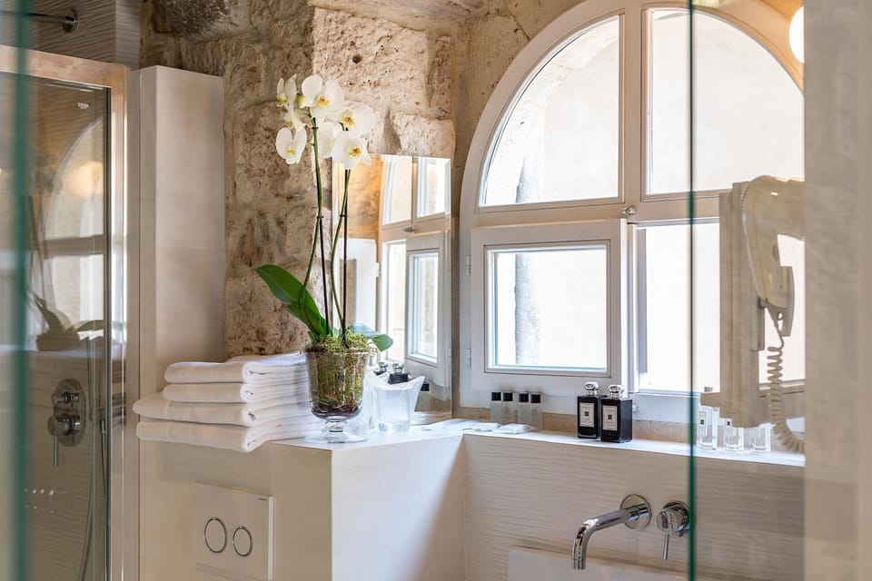 Shower, free toiletries, hair dryer, bathrobes