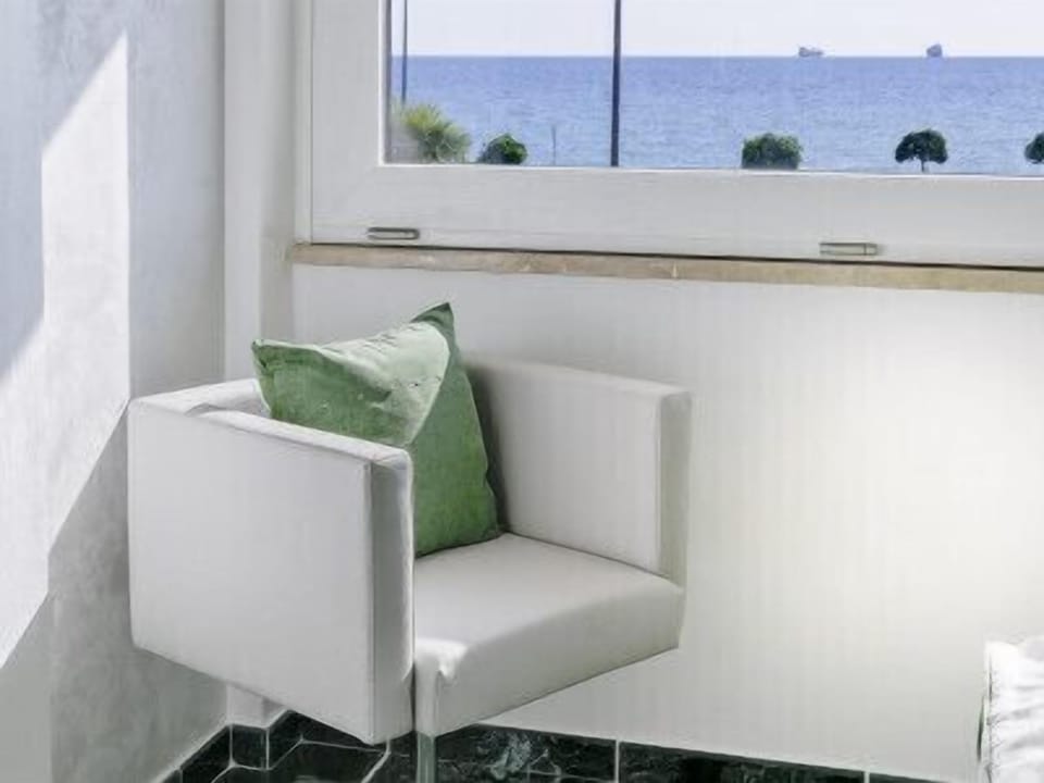 Standard Double Room | Room amenity