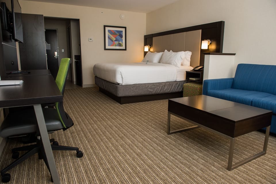 In-room safe, desk, blackout drapes, iron/ironing board