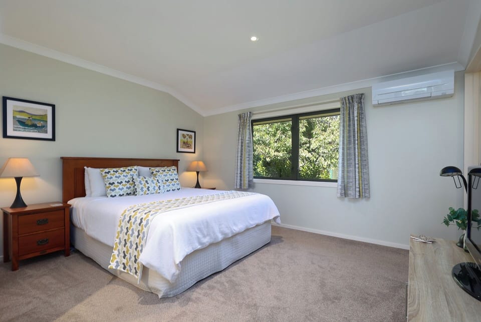Room Two | Premium bedding, blackout drapes, WiFi (free), bed sheets