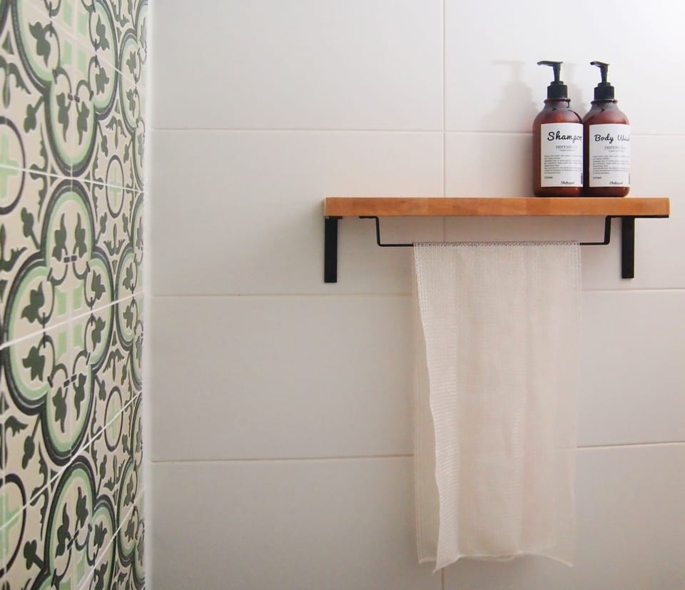 Shared Dormitory, Women only, Balcony (4 people) | Bathroom amenities | Shower, free toiletries, hair dryer, towels