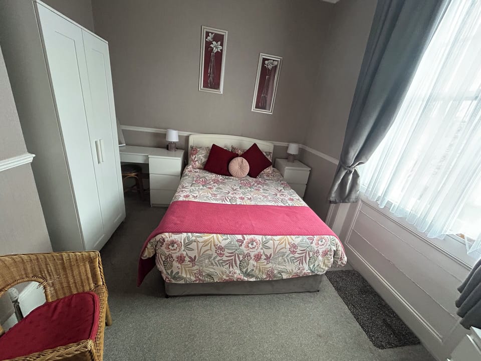 Standard Double Room, Ensuite