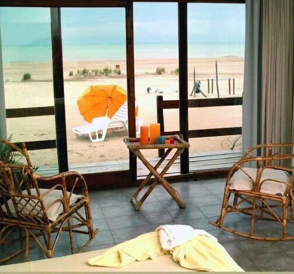 Double Room | Living area | 32-inch LED TV with cable channels, TV, DVD player