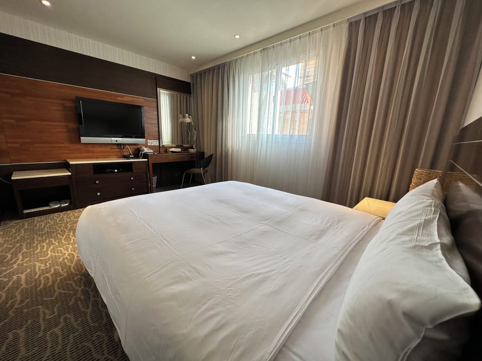 Deluxe Double Room, 1 Double Bed | Desk, blackout drapes, free WiFi, bed sheets
