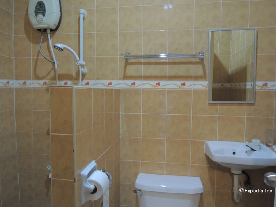 Love's Beach and Dive Resort Hotel in Central Visayas