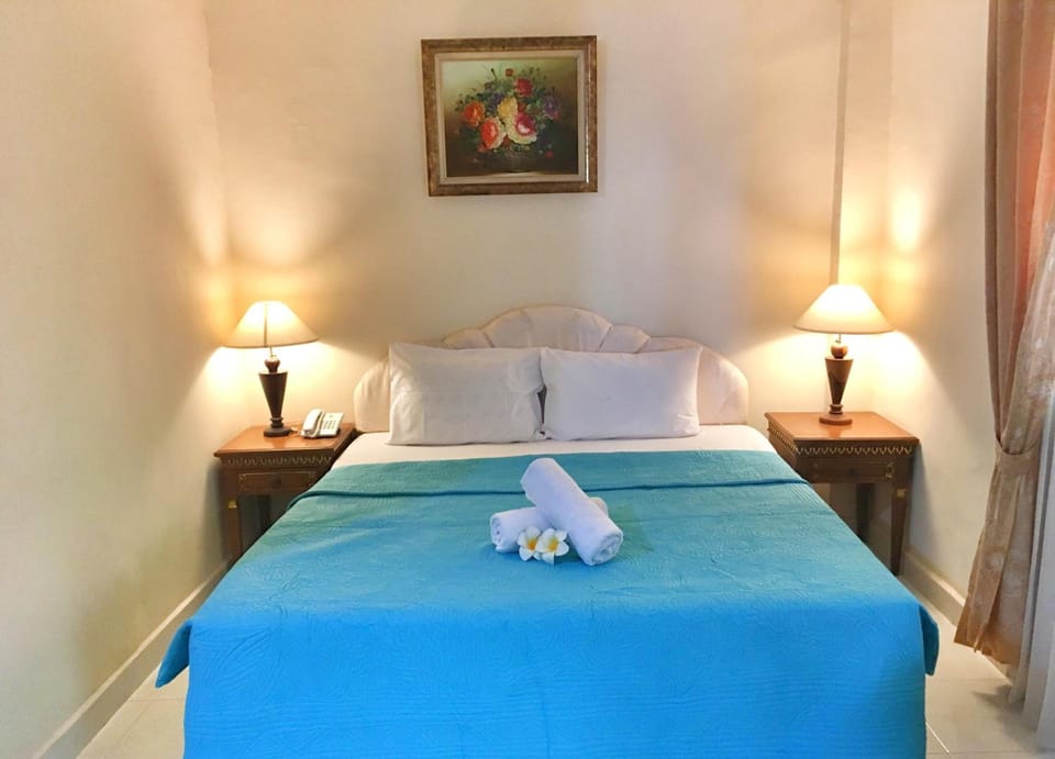 In-room safe, desk, free cribs/infant beds, rollaway beds