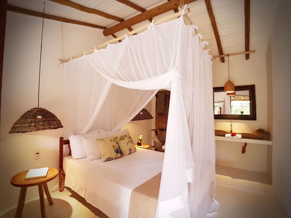 Suite | Minibar, individually decorated, individually furnished, blackout drapes
