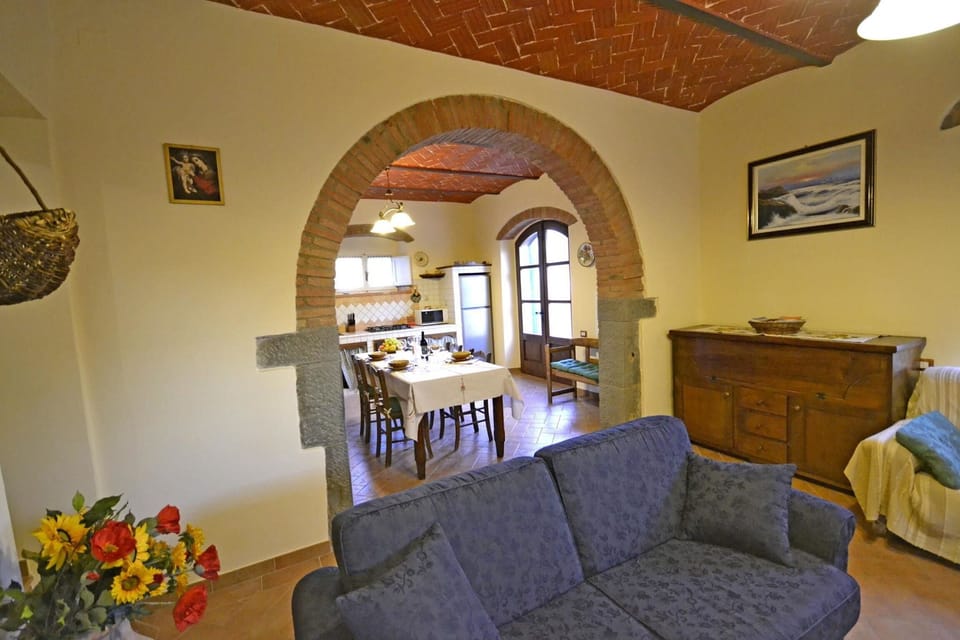 Apartment, 2 Bedrooms | In-room dining