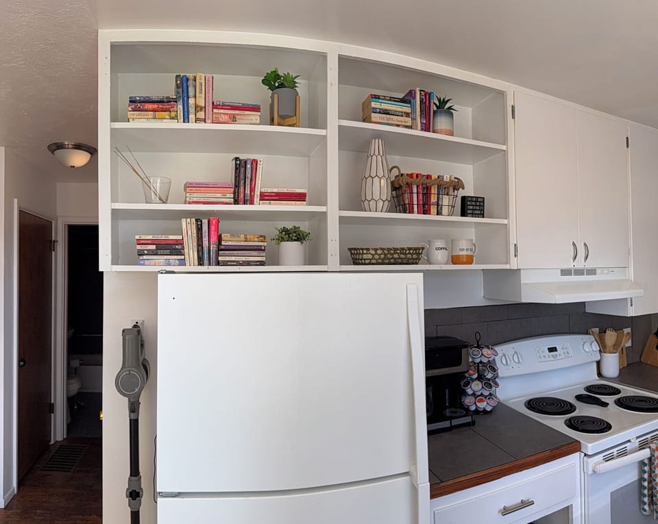 Family Cottage, 2 Bedrooms, Kitchen | Private kitchen | Fridge, microwave, coffee/tea maker