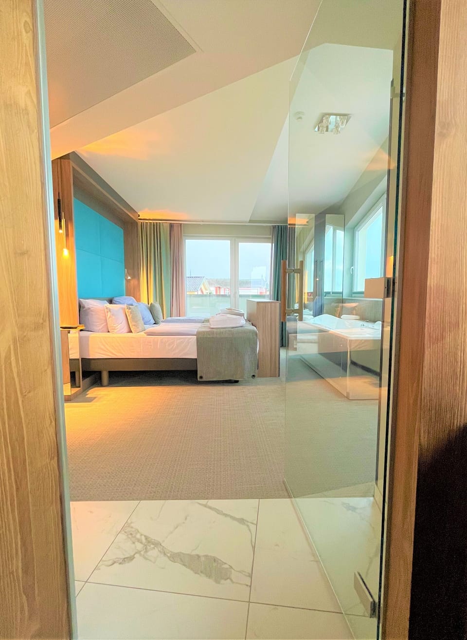 Deluxe Penthouse-Suite Sea View | Premium bedding, free minibar items, in-room safe